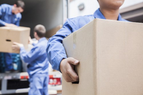 Removal truck hire for residential moves in Finsbury Park