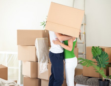 Residential flat move with access challenges in Finsbury Park